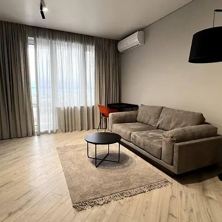 Luxury In 1 Apartment
